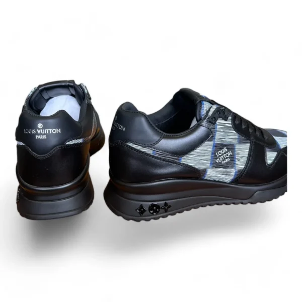 LOUIS VUITTON runaway pulse black and silver