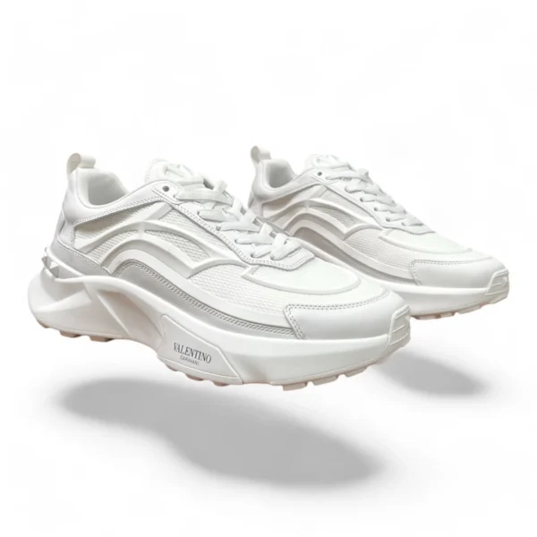 VALENTINO garavani climbers white