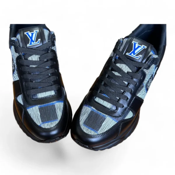 LOUIS VUITTON runaway pulse black and silver