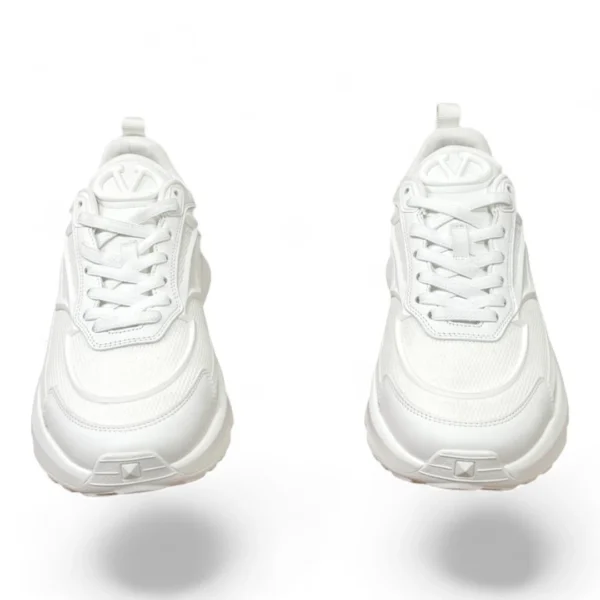 VALENTINO garavani climbers white