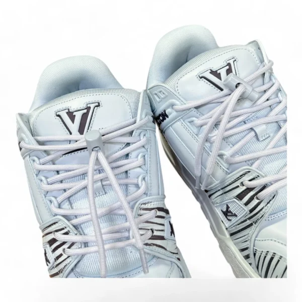 LOUIS VUITTON trainer blue and white