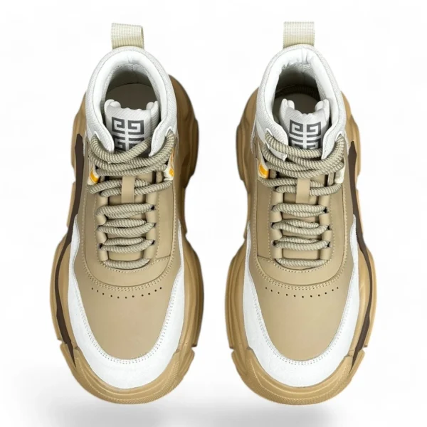 GIVENCHY city sport beige and white