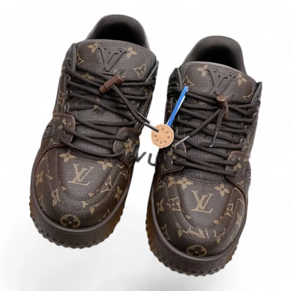 LOUIS VUITTON trainer brown monogram