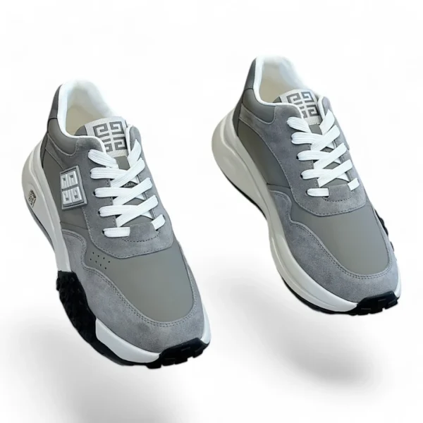 GIVENCHY runner light grey and white