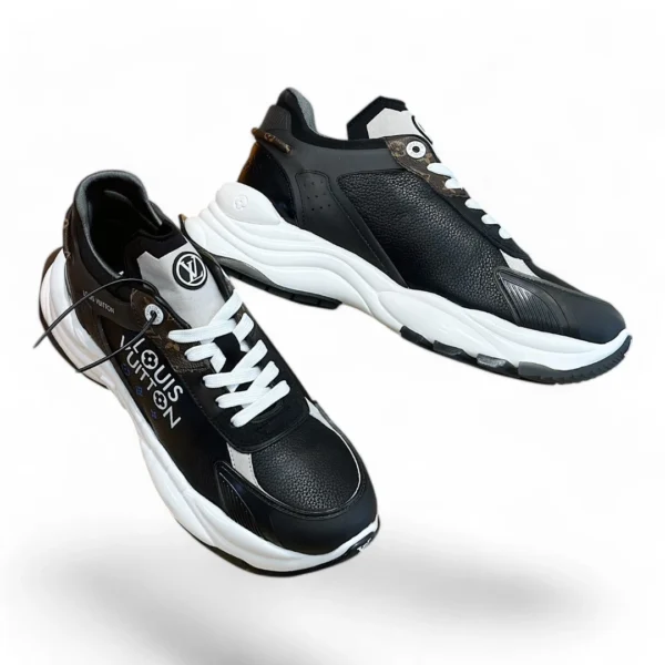 LOUIS VUITTON runaway pulse sneaker black and white