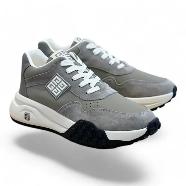 GIVENCHY runner light grey and white