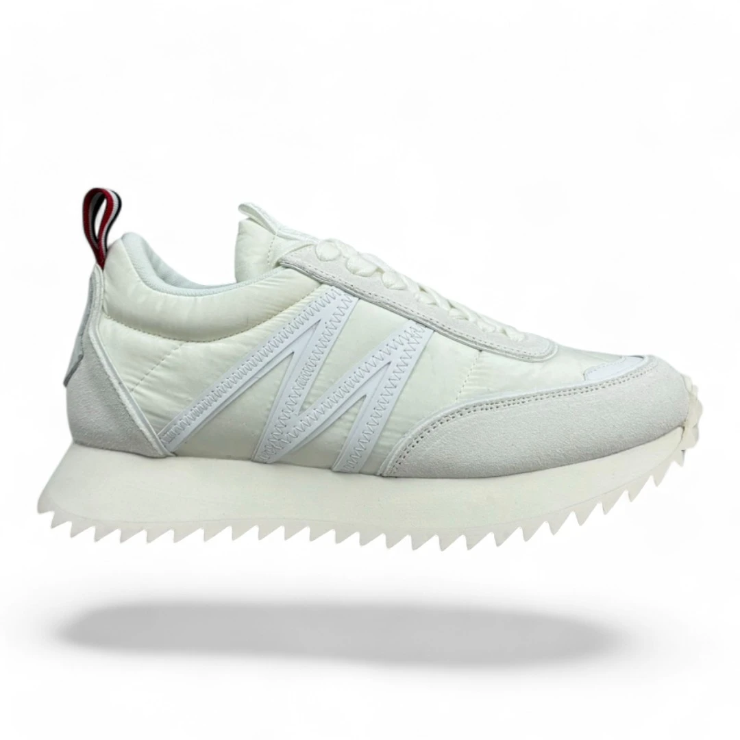 MONCLER trailgrip white