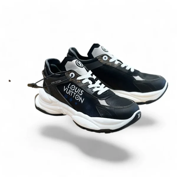 LOUIS VUITTON runaway pulse sneaker black and white