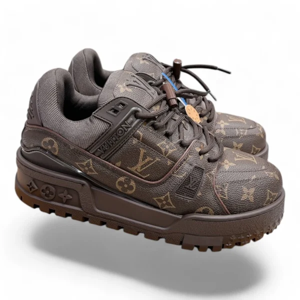 LOUIS VUITTON trainer brown monogram
