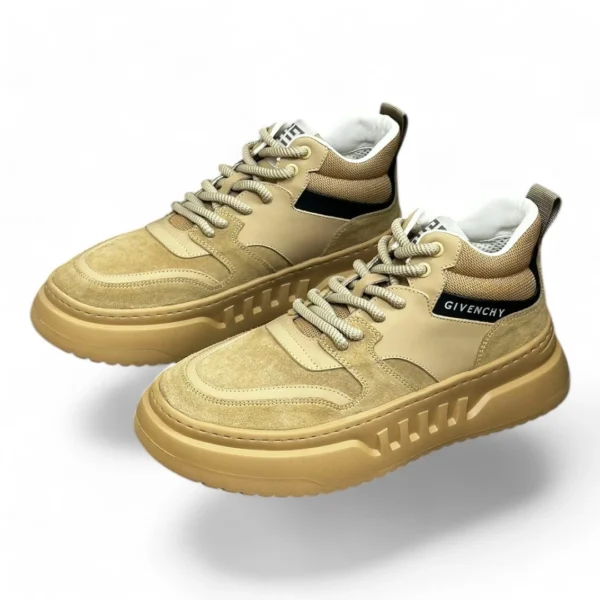 GIVENCHY city sport beige and cream