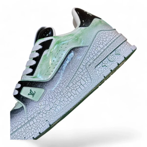LOUIS VUITTON lv trainer sneaker green and white