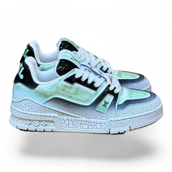 LOUIS VUITTON lv trainer sneaker green and white