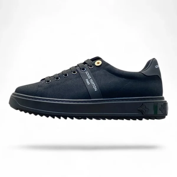 LOUIS VUITTON time out sneaker black