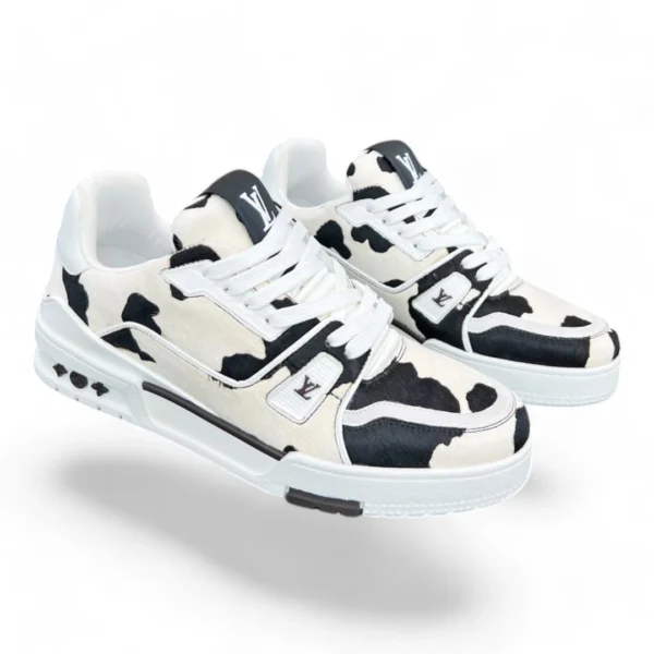 LOUIS VUITTON trainer cowhide black and white