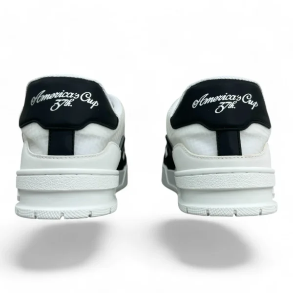 LOUIS VUITTON trainer black and white