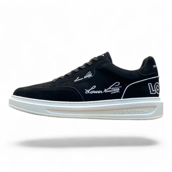 LOUIS VUITTON signature sneaker black