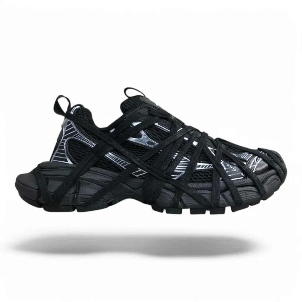 BALENCIAGA defender black