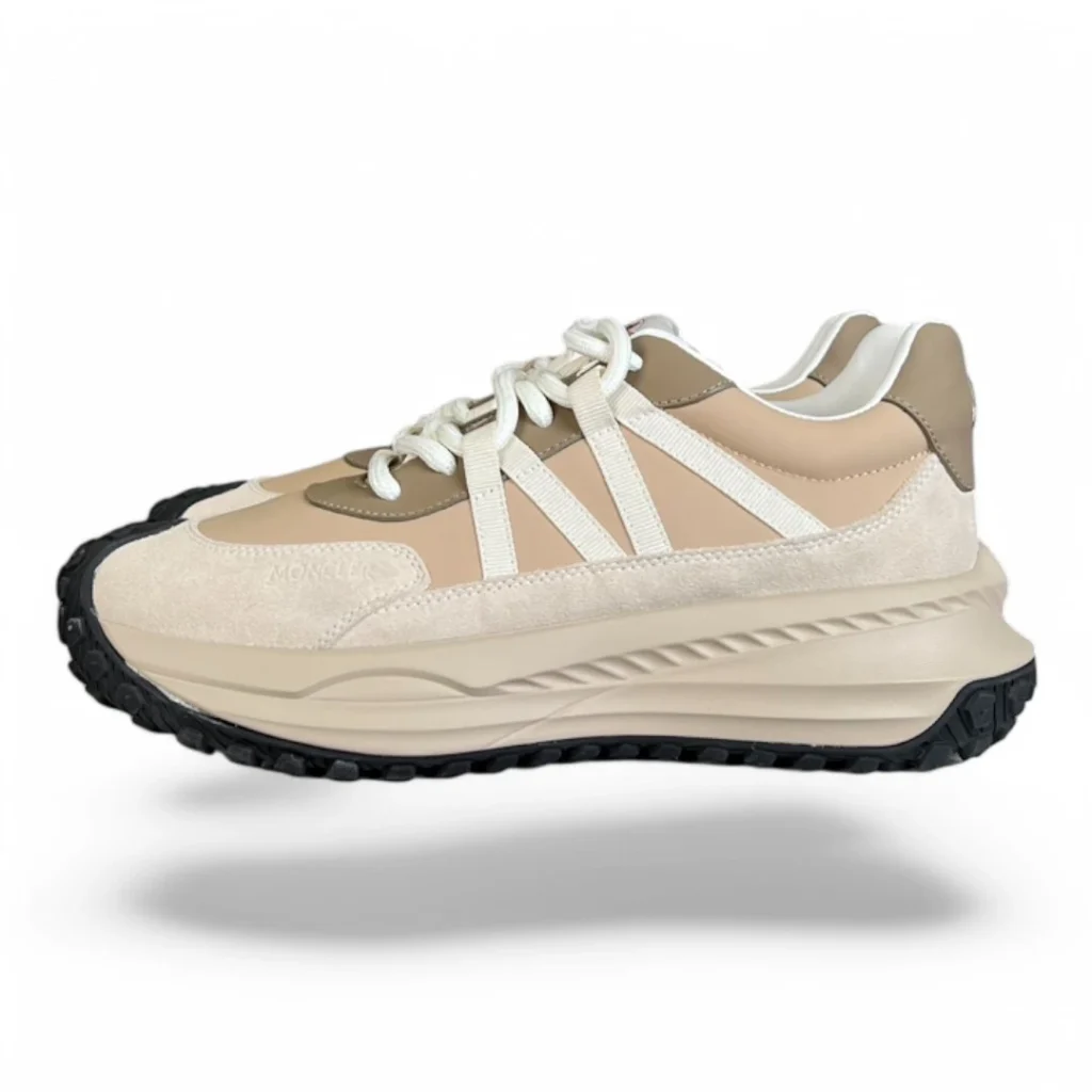 MONCLER trailgrip lite 2 beige and white