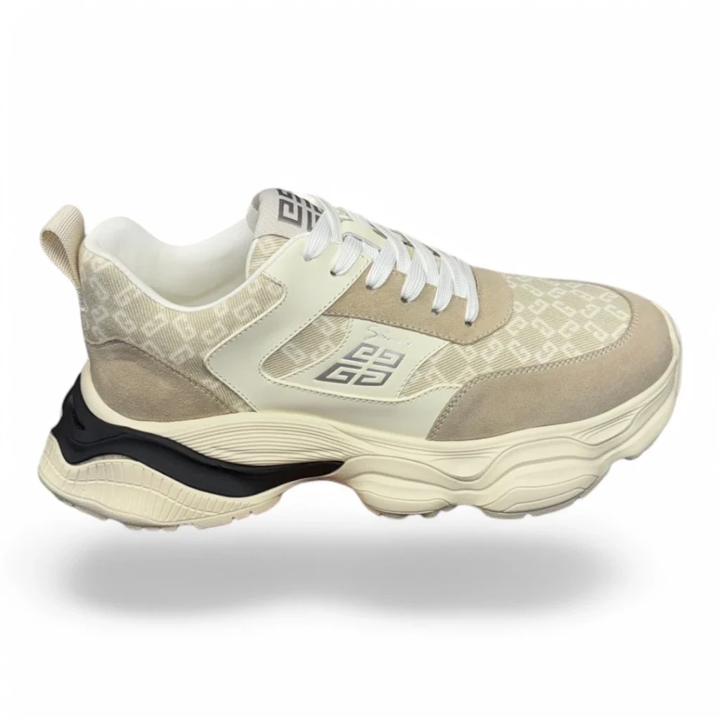 GIVENCHY g4 canvas beige and white