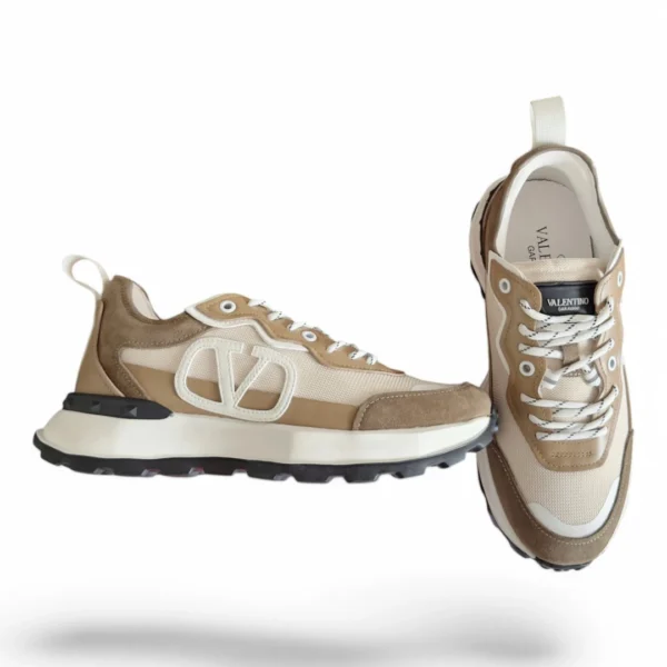VALENTINO garavani vl7n beige and white