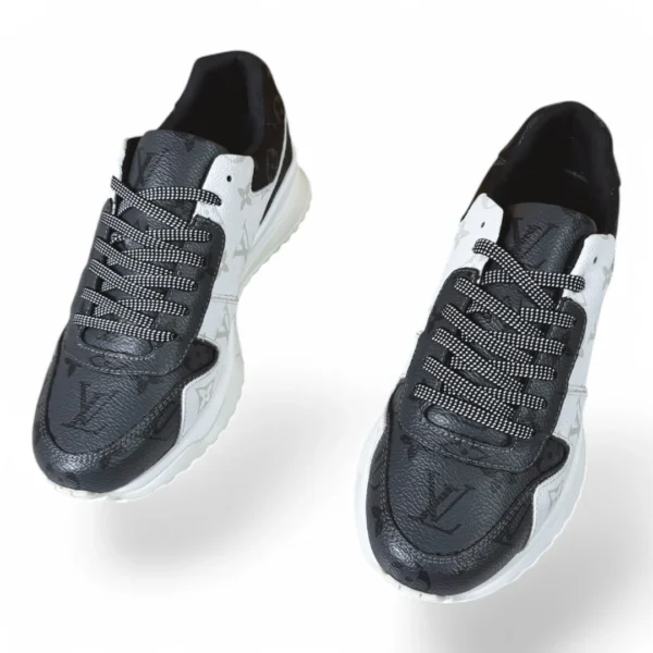 LOUIS VUITTON runaway pulse sneaker black and white