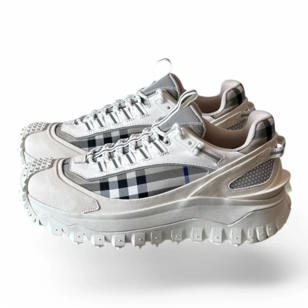 BURBERRY arthur sneaker white and navy check