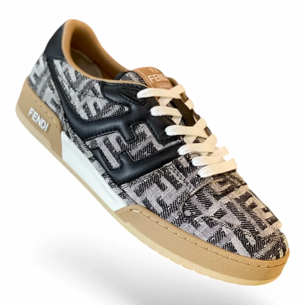 FENDI fendi match black and white