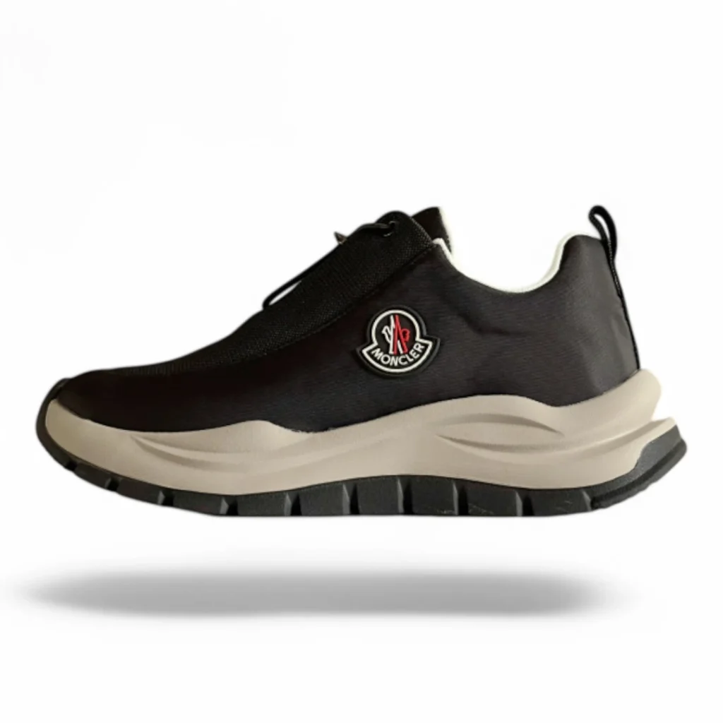 MONCLER trailgrip aqua black