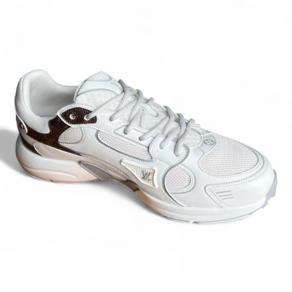 LOUIS VUITTON lv runner tatic sneaker white monogram canvas