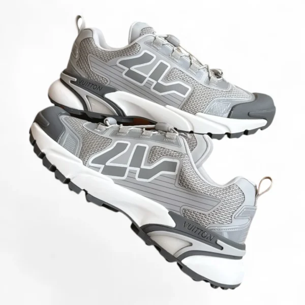 LOUIS VUITTON lv trainer 2.0 sneaker grey monochrome
