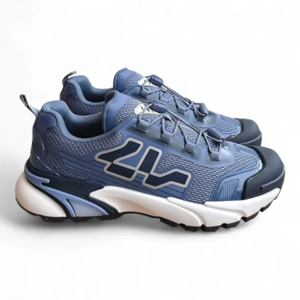 LOUIS VUITTON lv trainer 2.0 sneaker blue monochrome