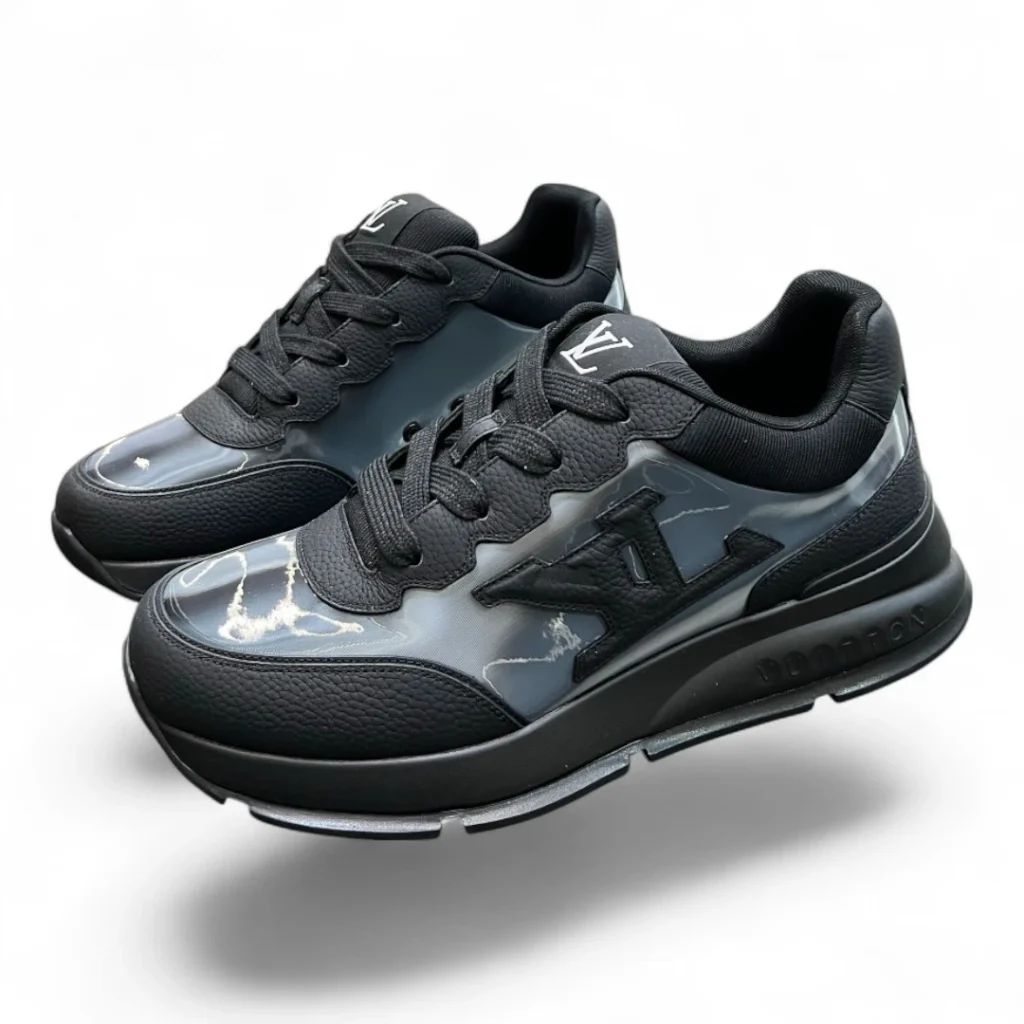 LOUIS VUITTON run away sneaker black reflective and black