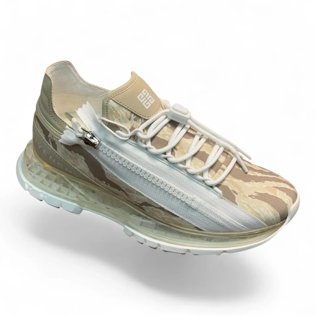 GIVENCHY spectre runner camouflage and beige