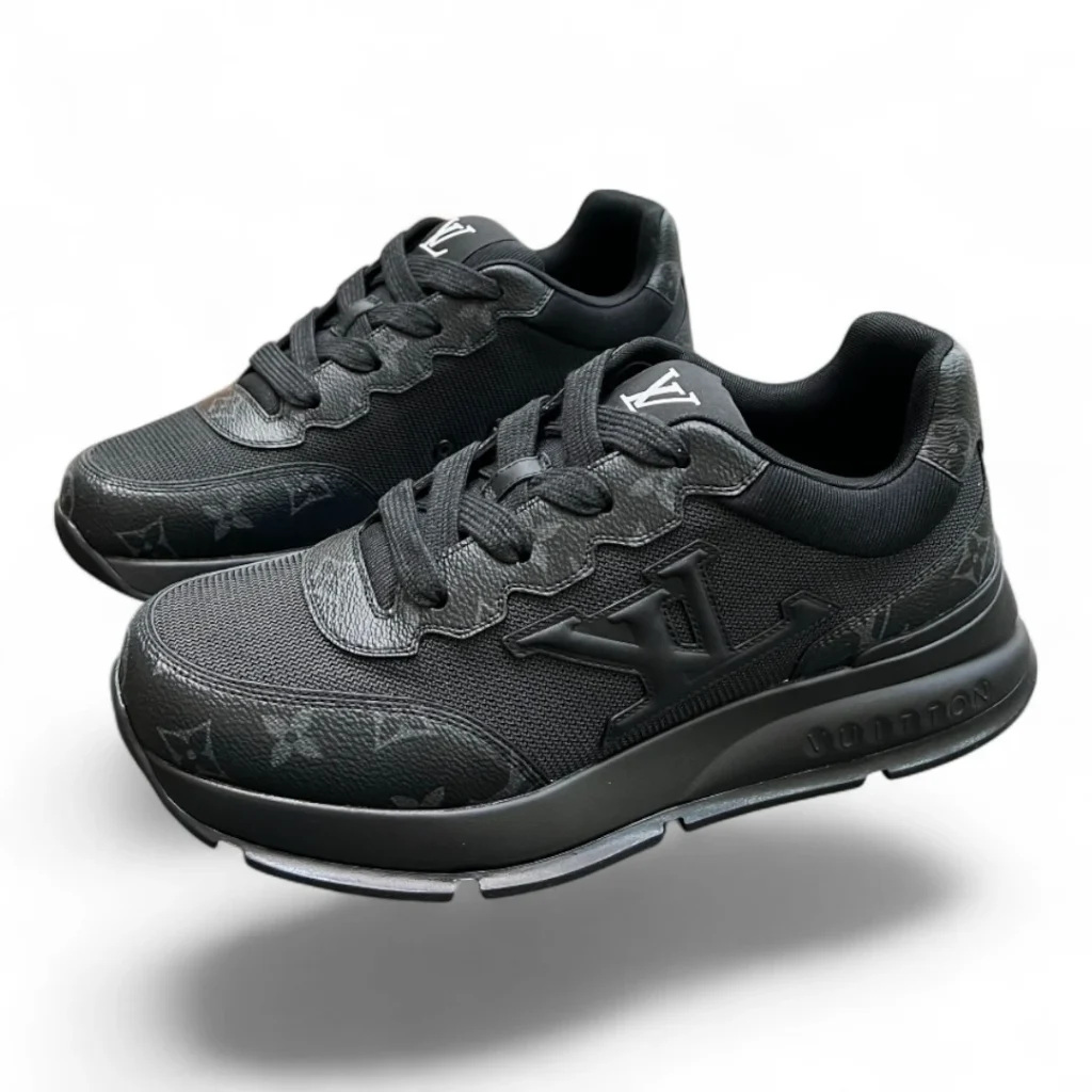 LOUIS VUITTON run away sneaker black monogram