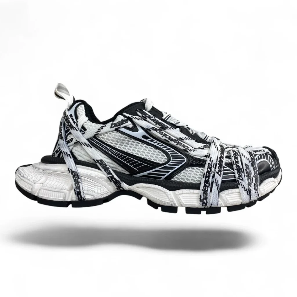 BALENCIAGA track sneaker white and black