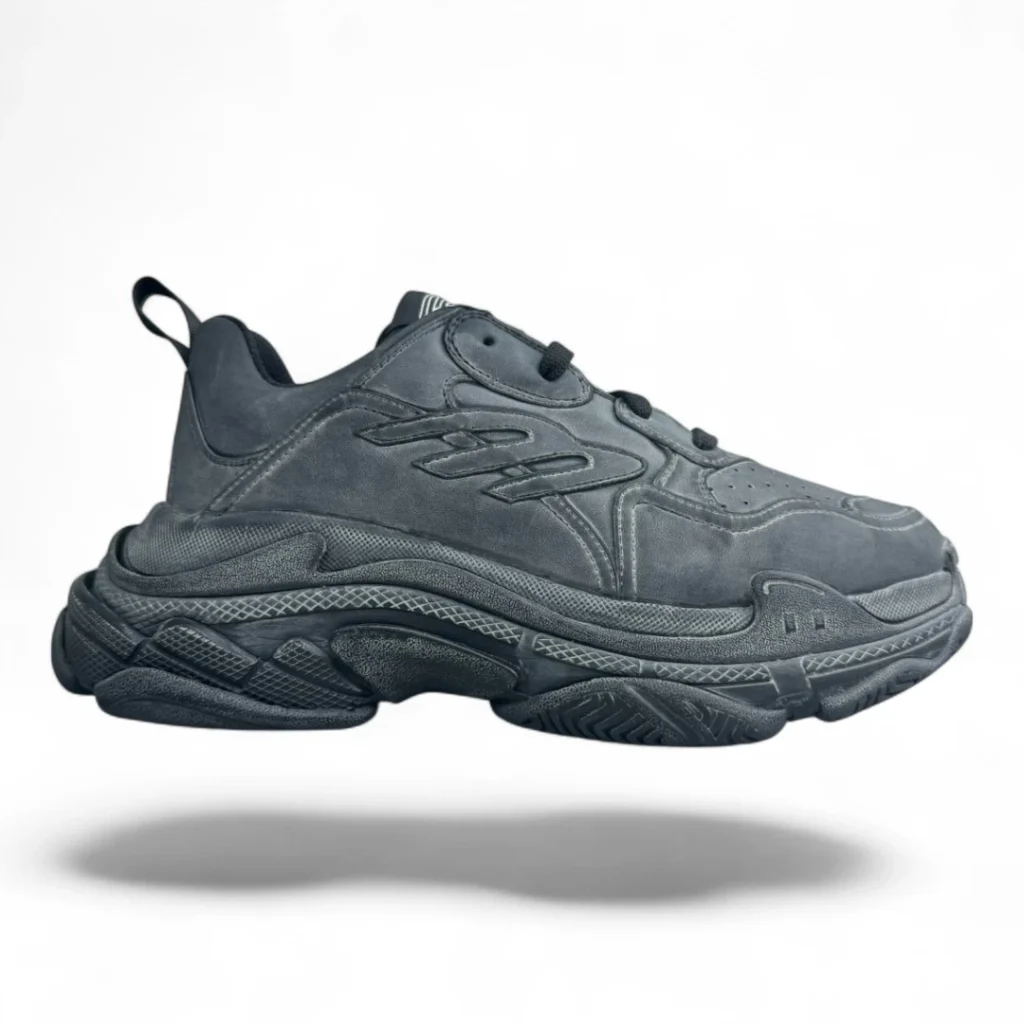 BALENCIAGA Triple S plain black