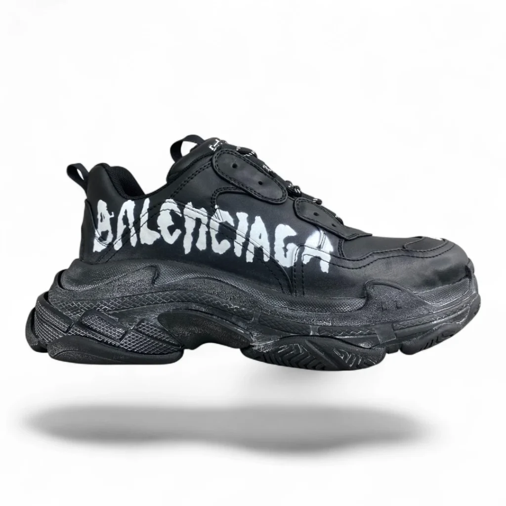 BALENCIAGA triple s graffiti black