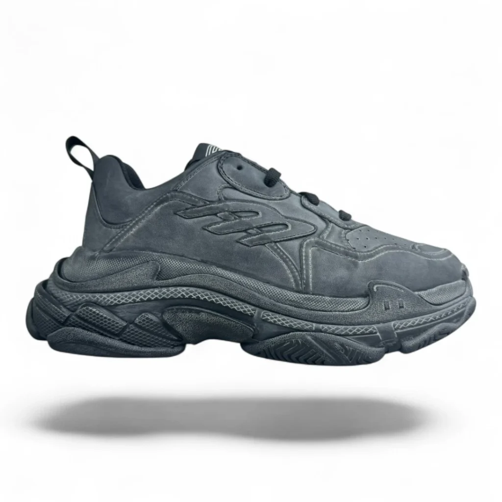 BALENCIAGA triple s clear sole grey