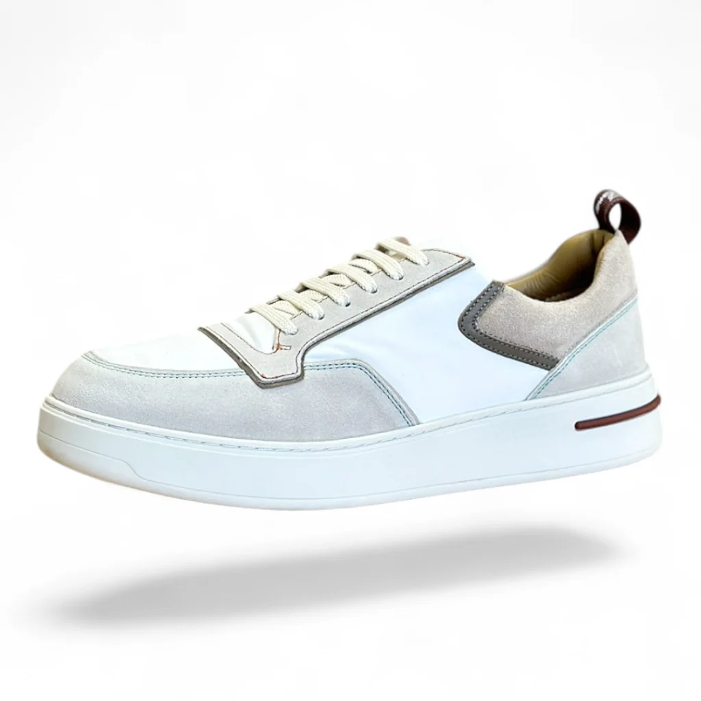 LORO PIANA seaside walk white and beige