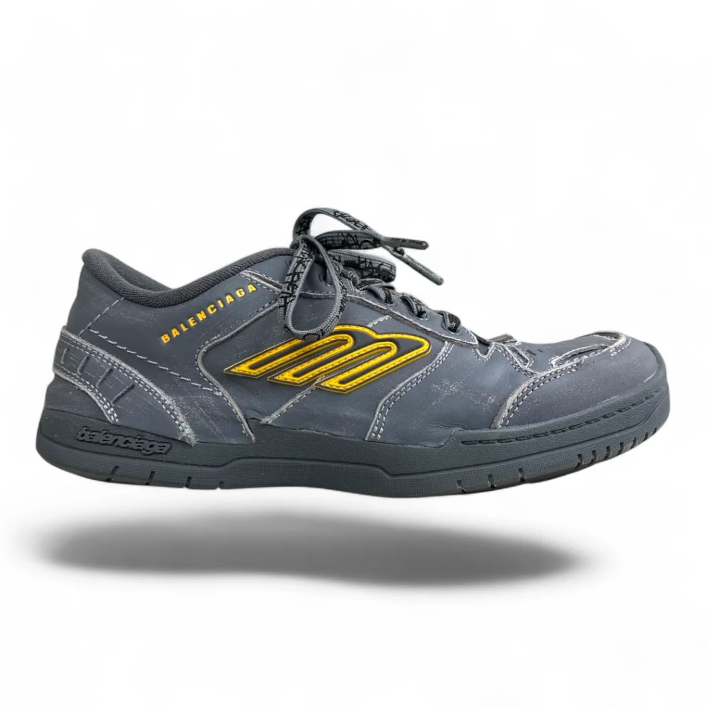 BALENCIAGA court trainer grey and yellow