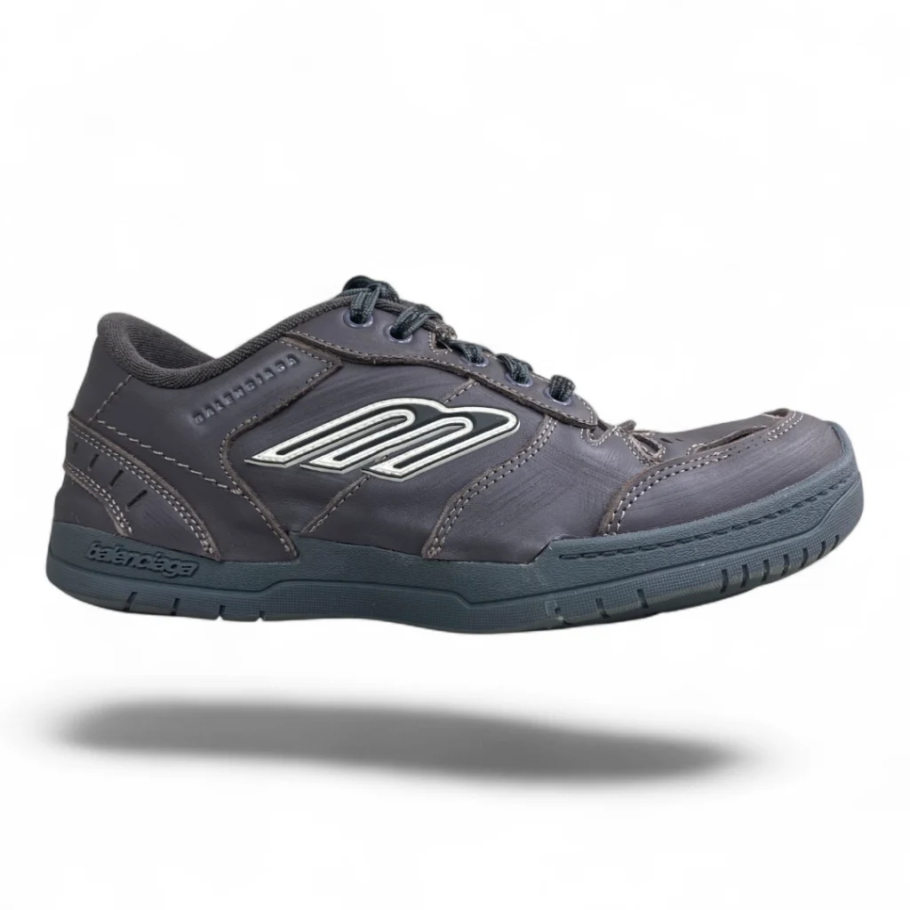 BALENCIAGA court trainer dark brown and white