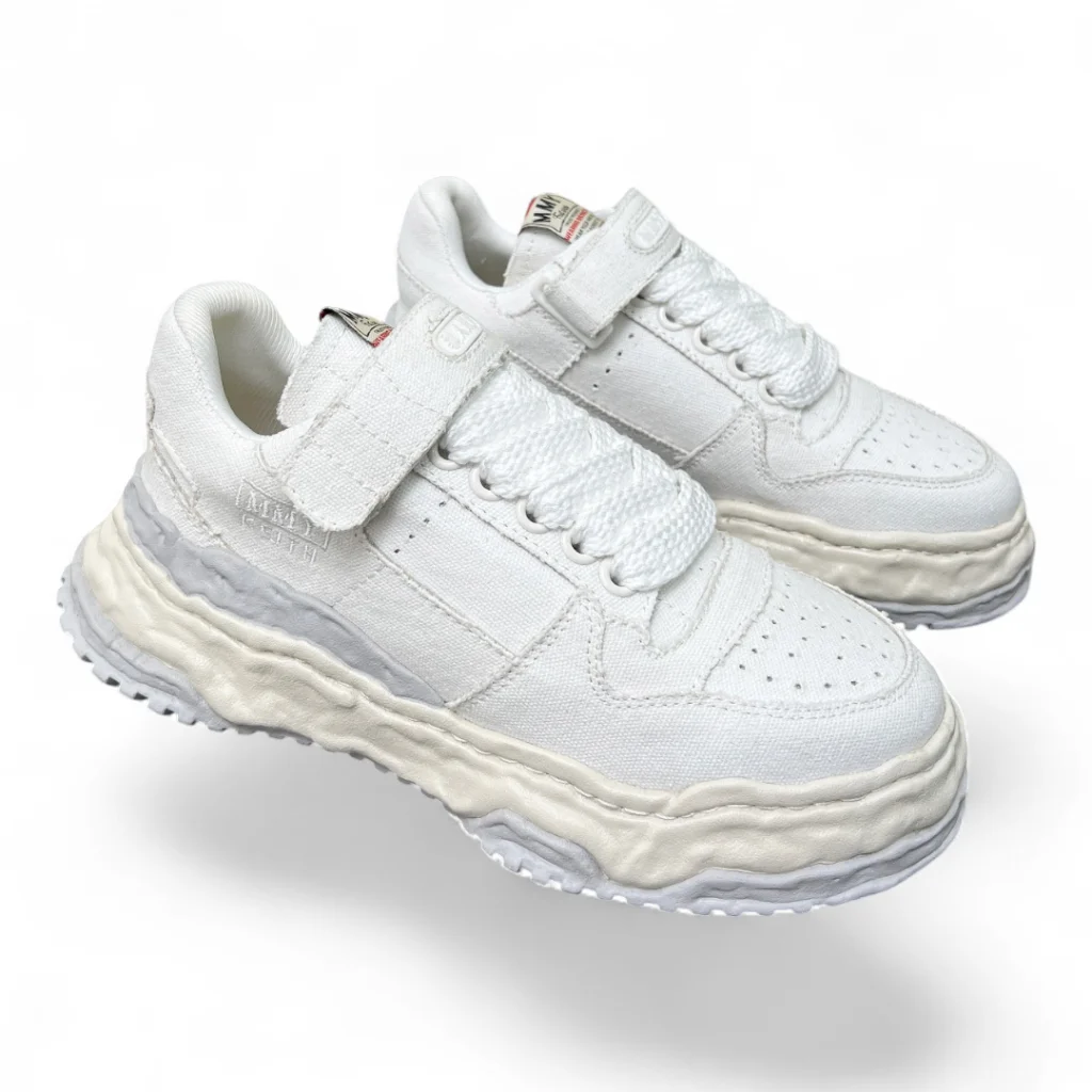 MMY hank low white